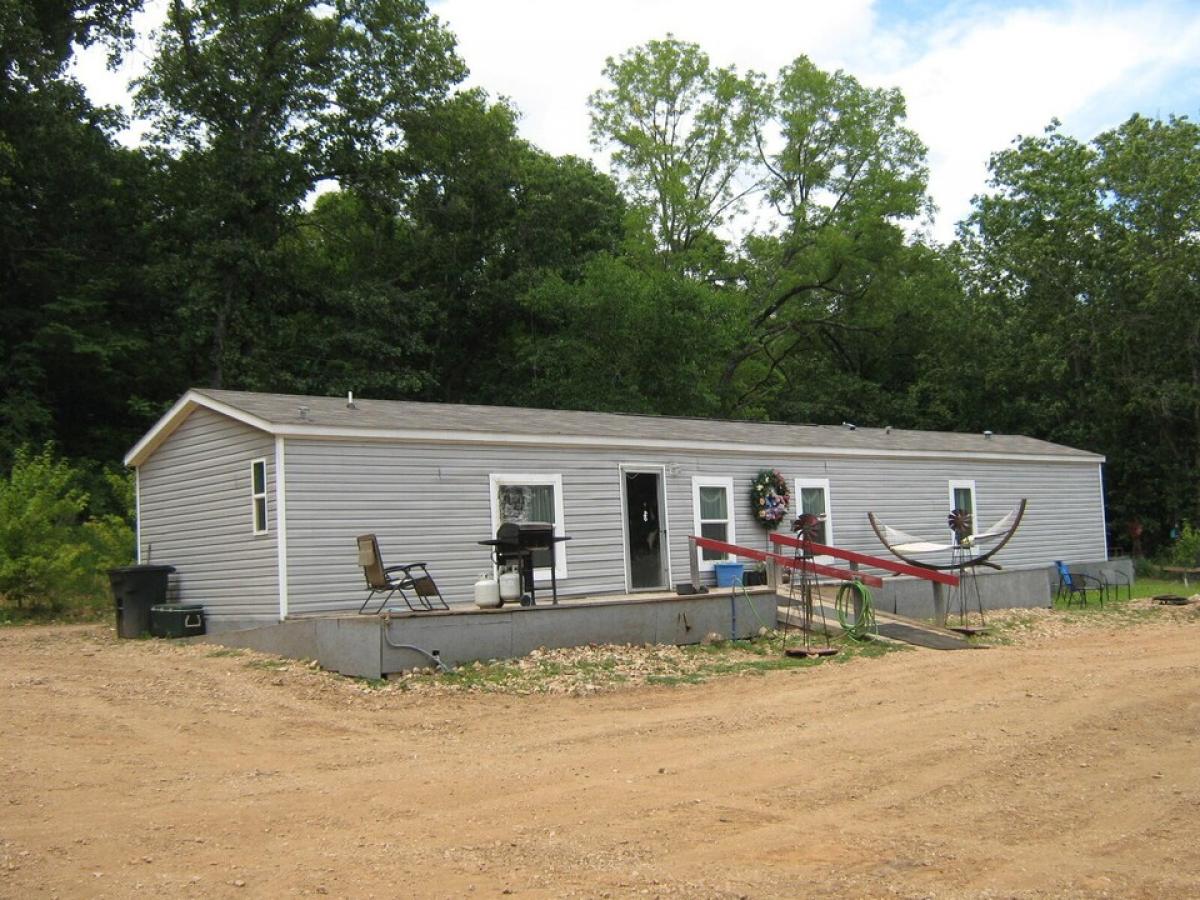 Picture of Home For Sale in Jay, Oklahoma, United States