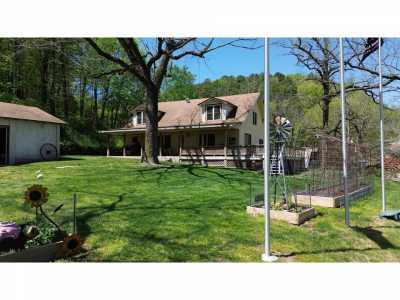 Farm For Sale in Colcord, Oklahoma