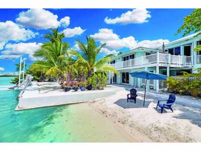 Home For Sale in Sugarloaf Key, Florida