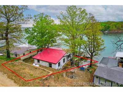 Home For Sale in Edwards, Missouri