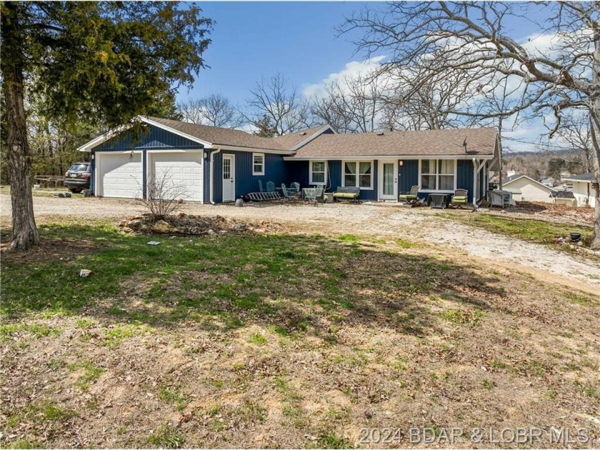 Picture of Home For Sale in Roach, Missouri, United States