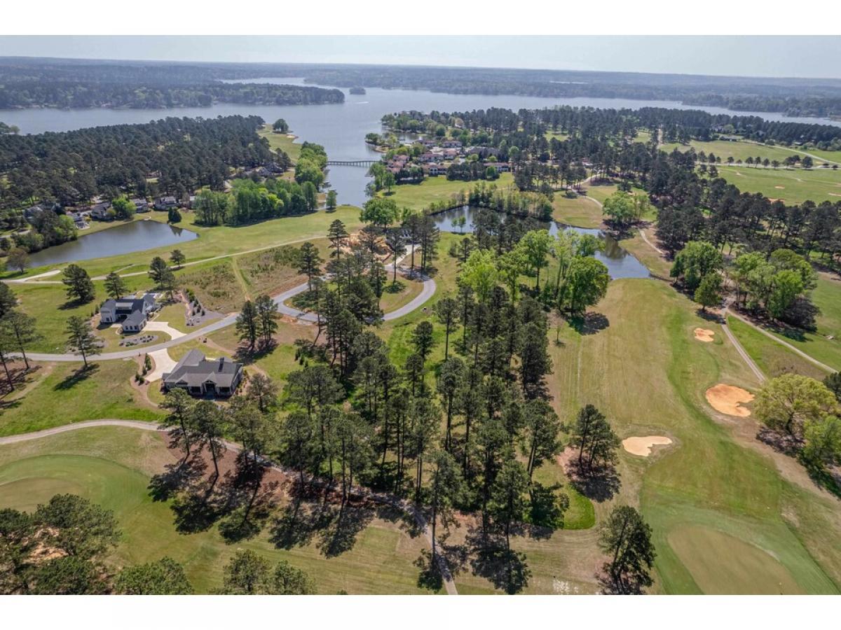 Picture of Residential Land For Sale in Eatonton, Georgia, United States