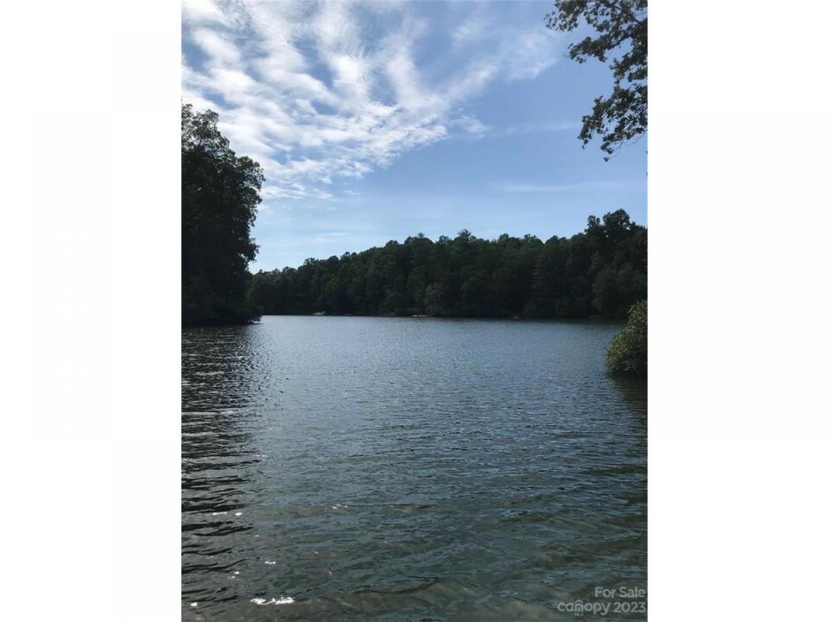 Picture of Residential Land For Sale in Shelby, North Carolina, United States