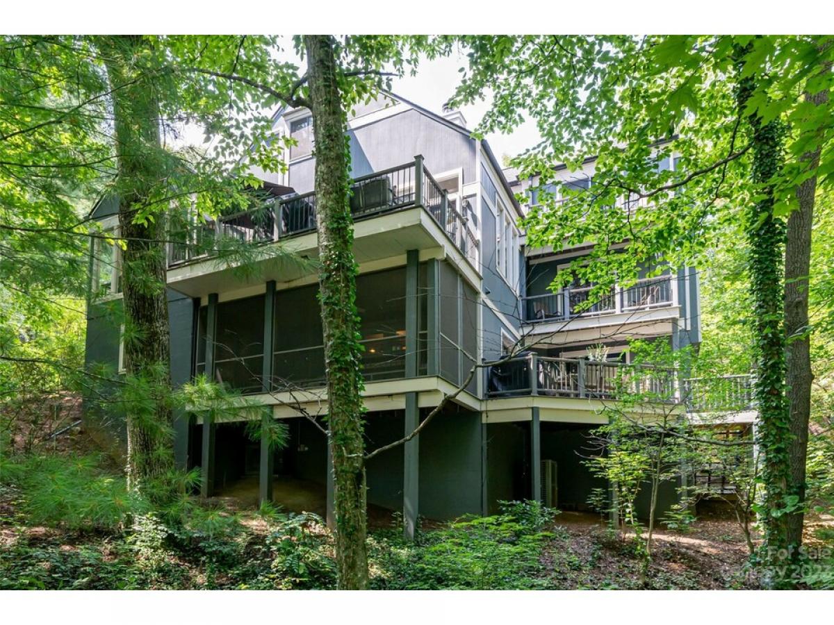 Picture of Home For Sale in Black Mountain, North Carolina, United States