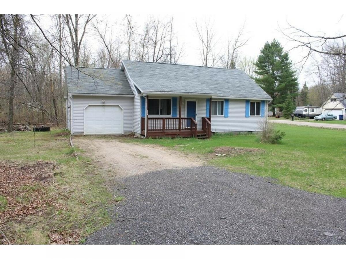 Picture of Home For Sale in Lake, Michigan, United States