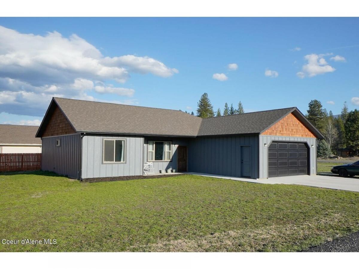 Picture of Home For Sale in Moyie Springs, Idaho, United States