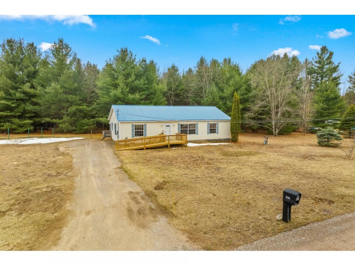 Picture of Home For Sale in Alanson, Michigan, United States