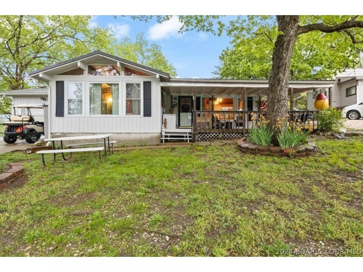 Picture of Home For Sale in Rocky Mount, Missouri, United States