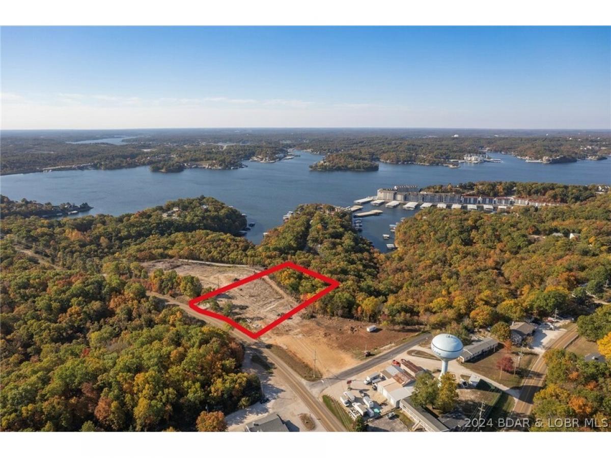 Picture of Residential Land For Sale in Lake Ozark, Missouri, United States