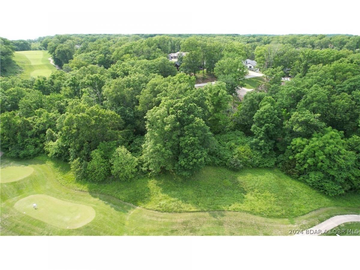 Picture of Residential Land For Sale in Lake Ozark, Missouri, United States