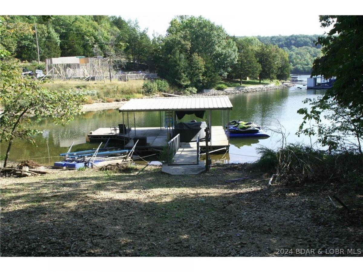 Picture of Residential Land For Sale in Roach, Missouri, United States