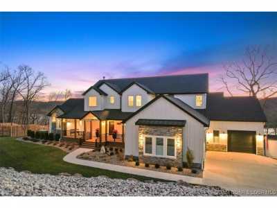 Home For Sale in Linn Creek, Missouri