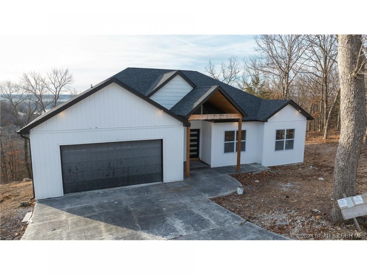 Picture of Home For Sale in Four Seasons, Missouri, United States