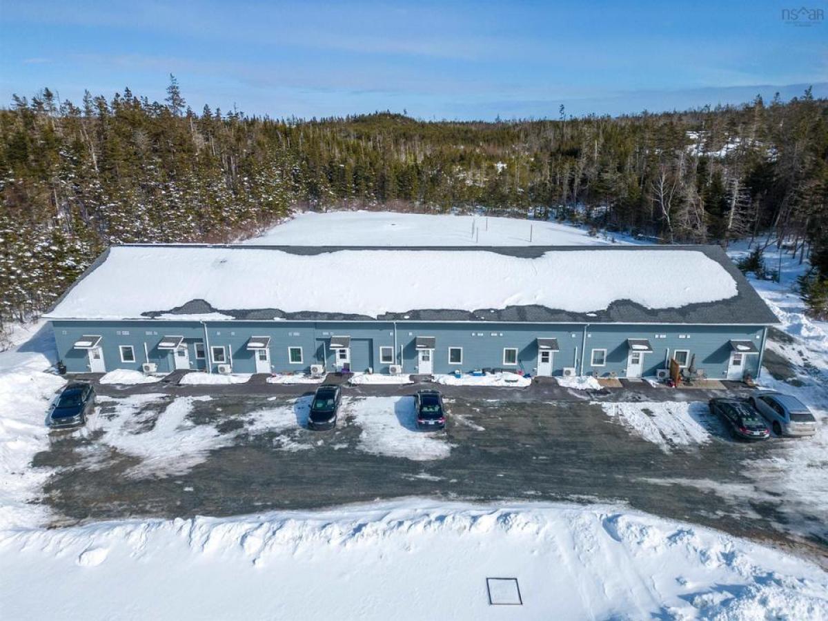 Picture of Home For Sale in Oyster Pond, Nova Scotia, Canada