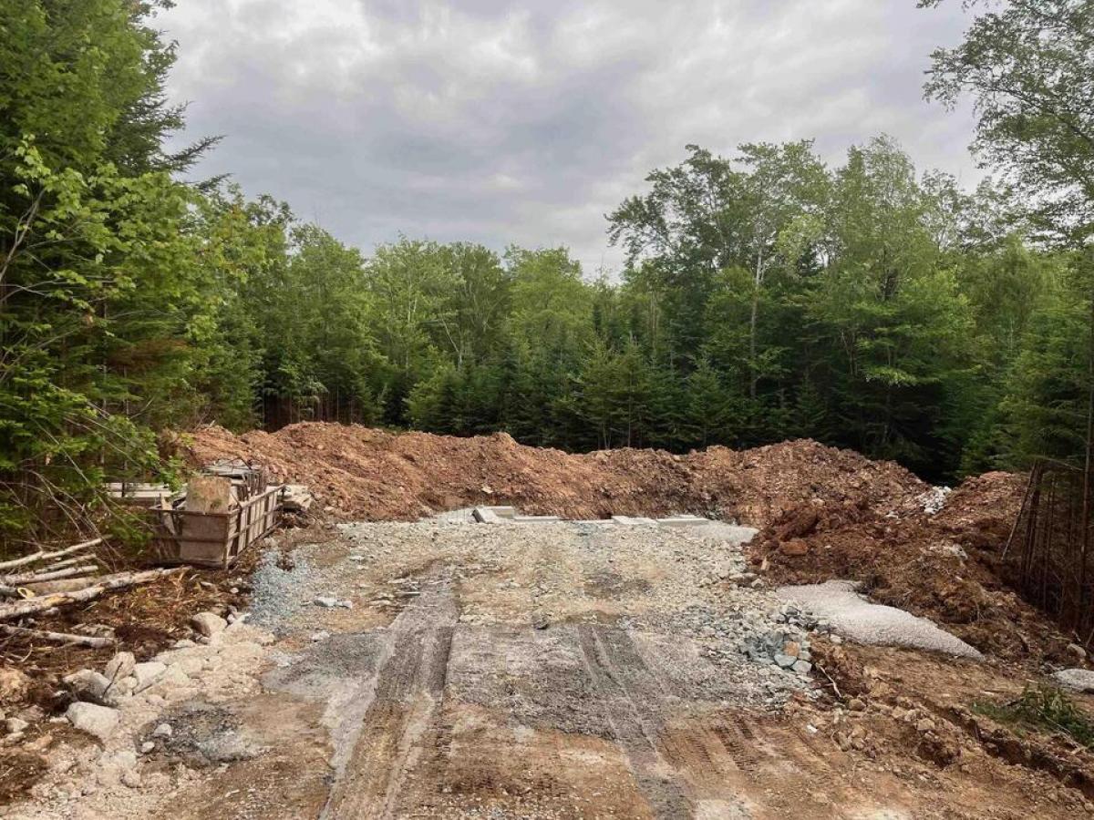 Picture of Home For Sale in Fletchers Lake, Nova Scotia, Canada