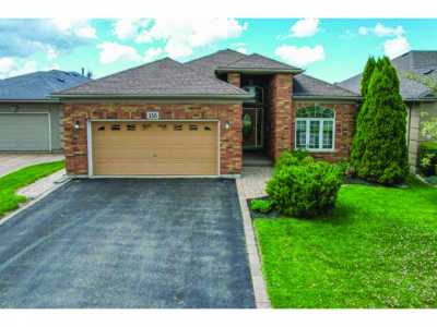 Home For Sale in Welland, Canada