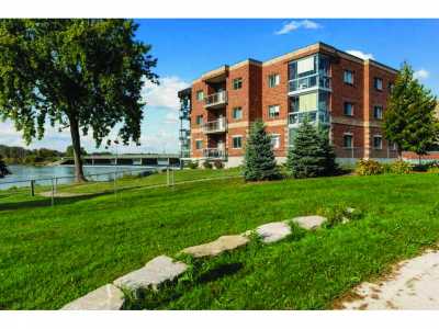 Condo For Sale in Dunnville, Canada