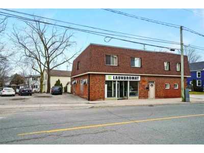 Commercial Building For Sale in 