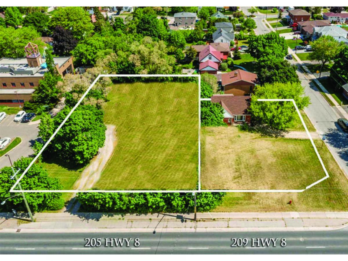 Picture of Residential Land For Sale in Stoney Creek, Ontario, Canada