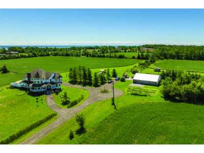 Home For Sale in Lowbanks, Canada