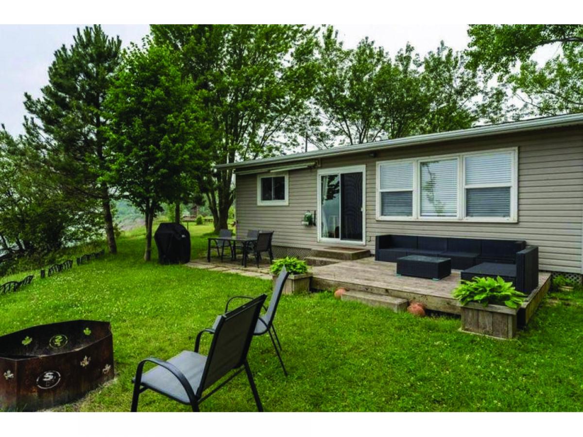 Picture of Home For Sale in Lowbanks, Ontario, Canada