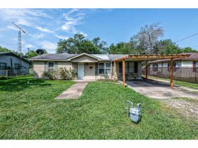 Home For Sale in Mart, Texas