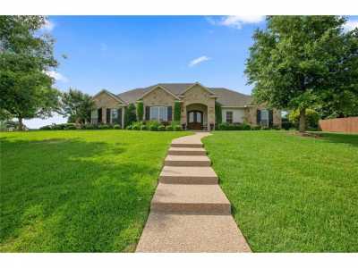 Home For Sale in McGregor, Texas