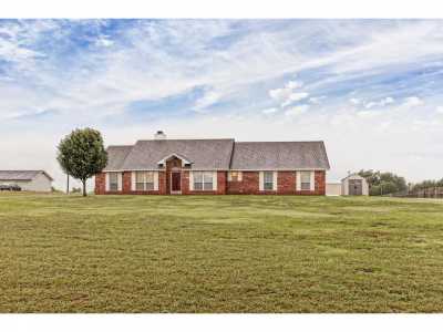 Home For Sale in West, Texas