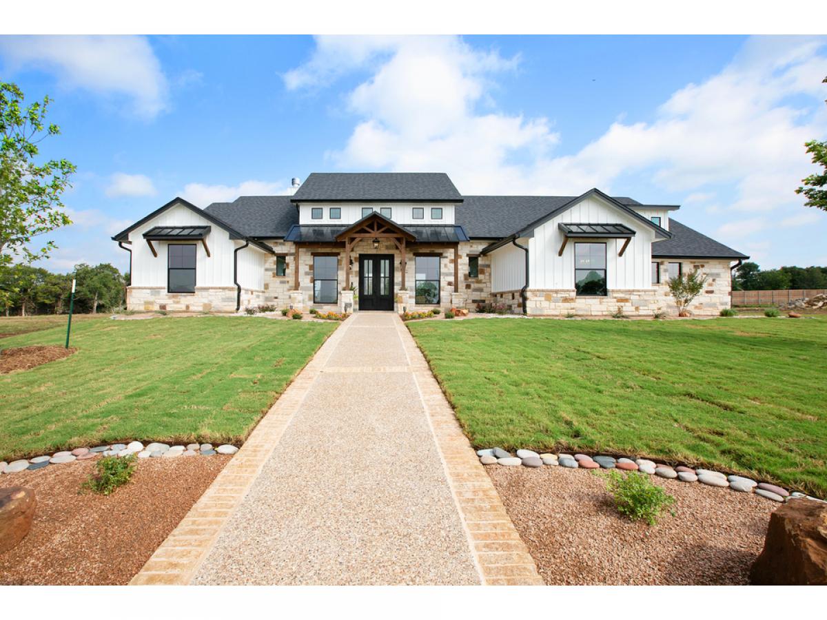 Picture of Home For Sale in China Spring, Texas, United States