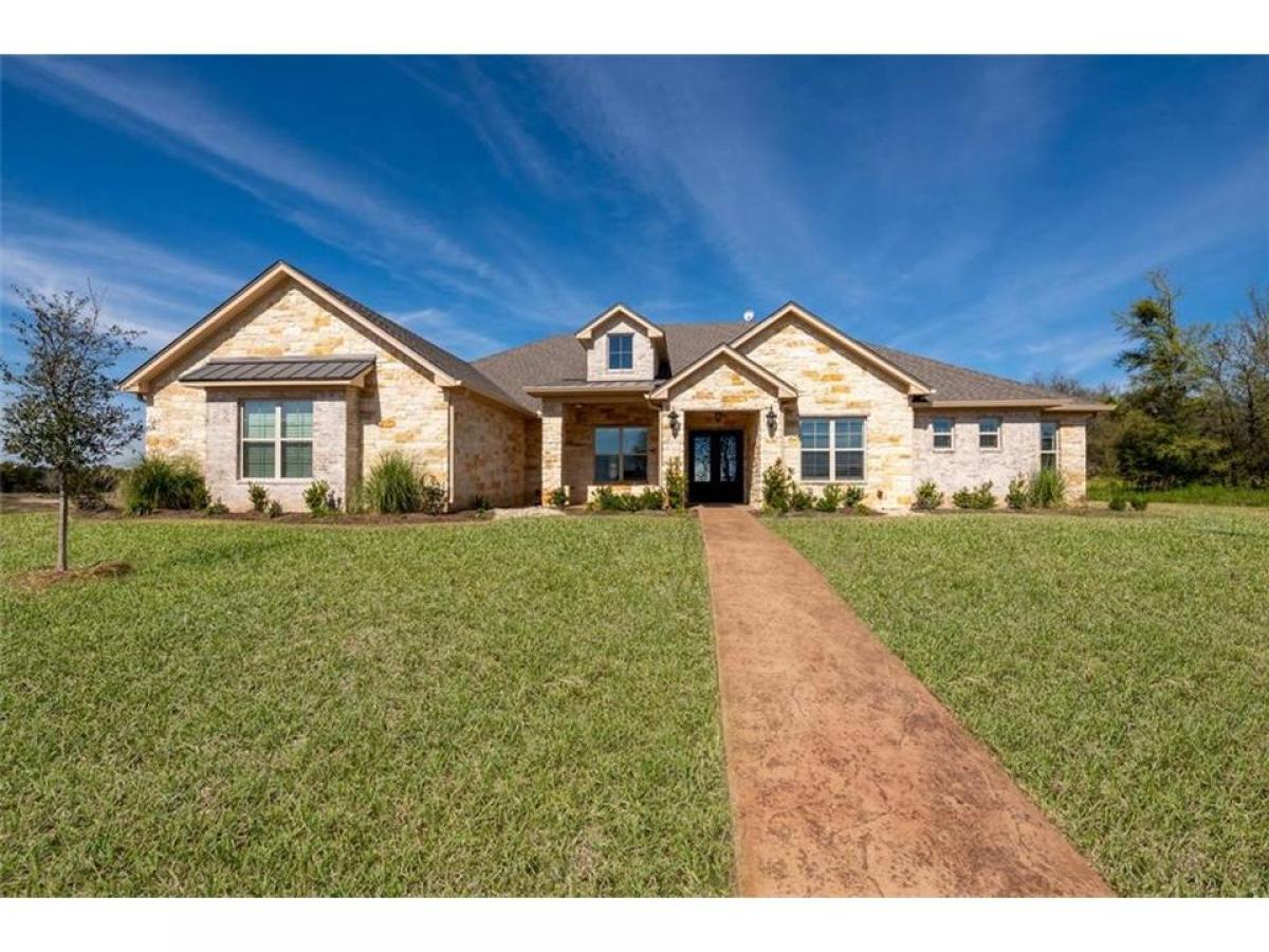 Picture of Home For Sale in China Spring, Texas, United States