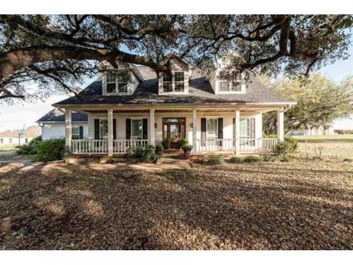 Picture of Home For Sale in China Spring, Texas, United States