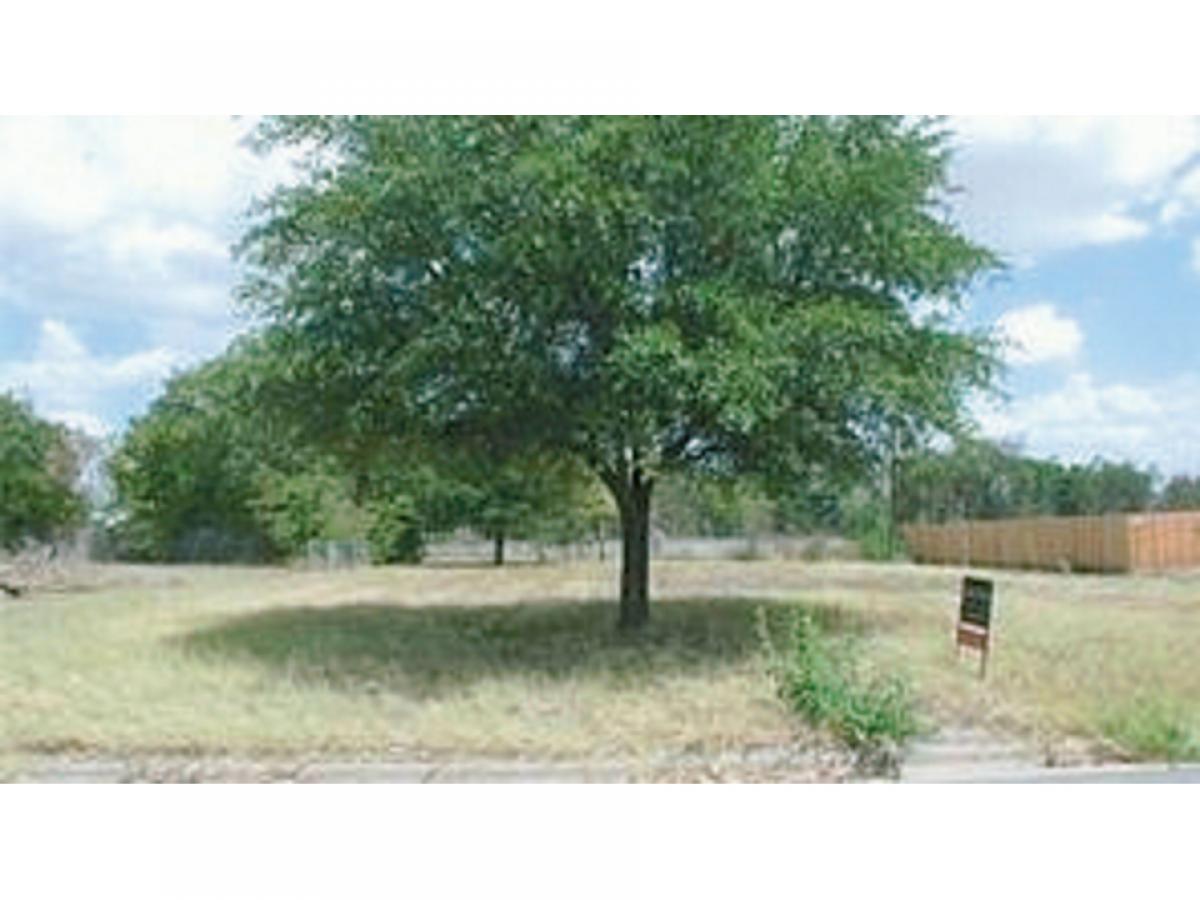 Picture of Residential Land For Sale in West, Texas, United States