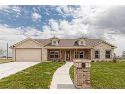 Home For Sale in West, Texas