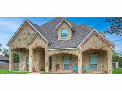 Home For Sale in West, Texas