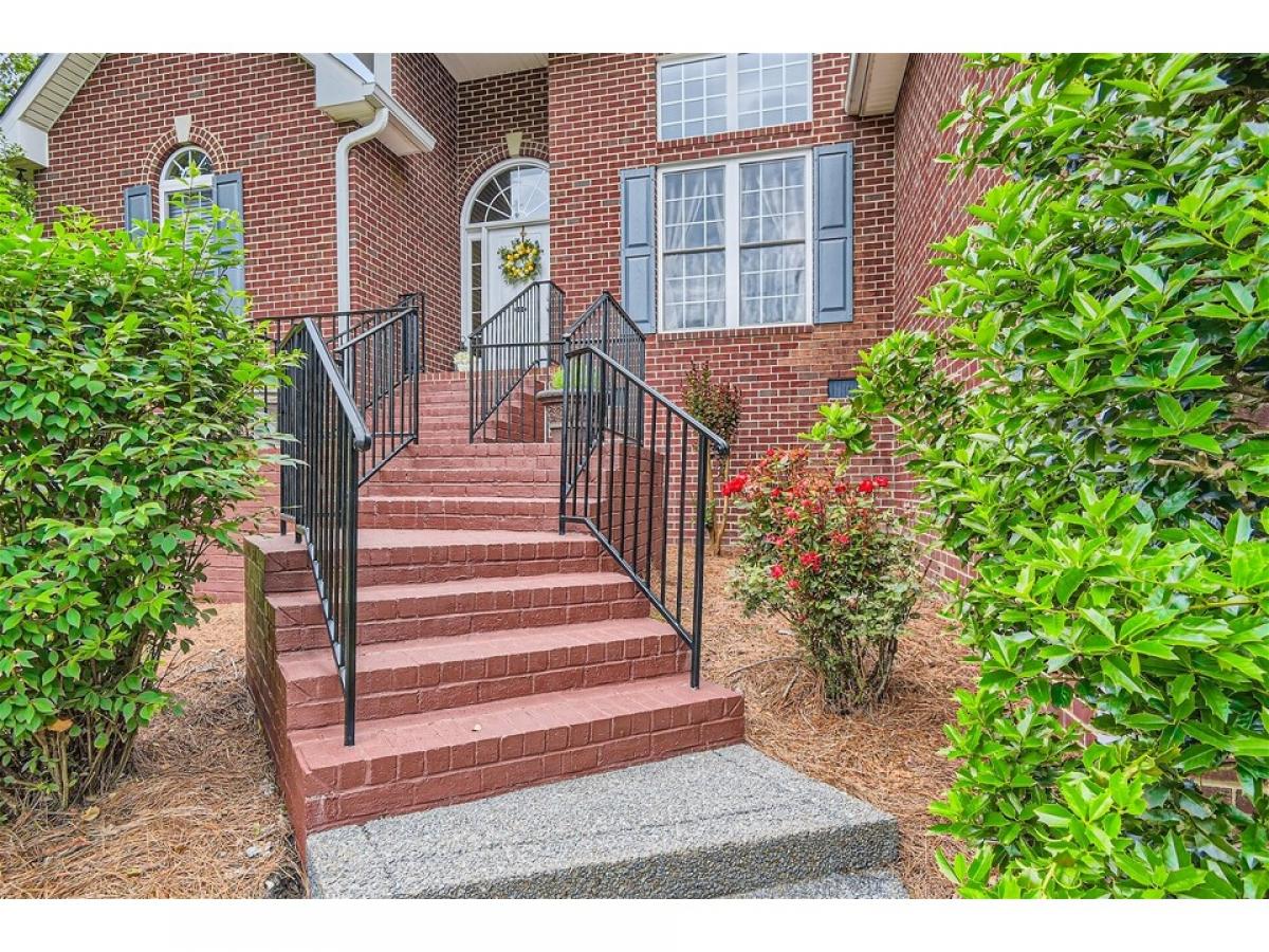 Picture of Home For Sale in White House, Tennessee, United States