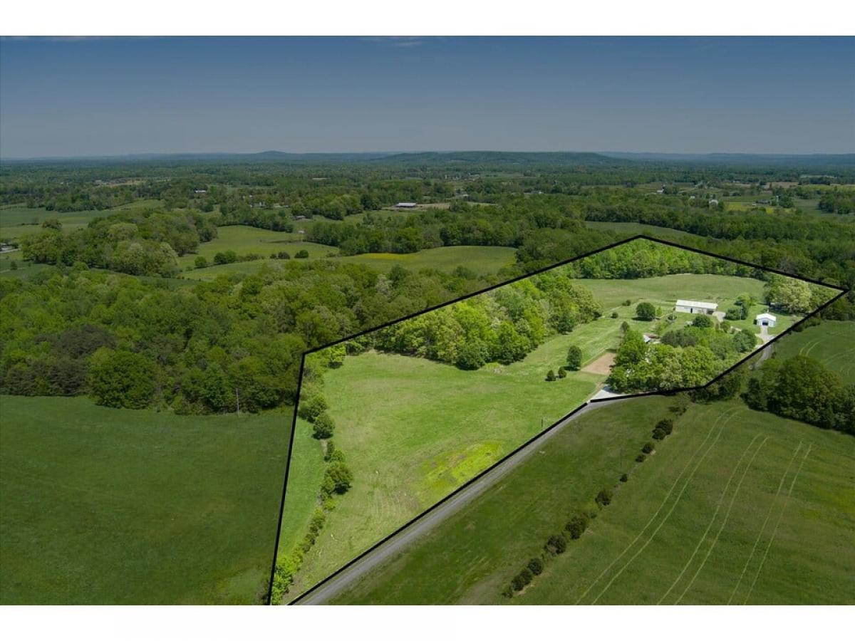 Picture of Home For Sale in Rock Island, Tennessee, United States