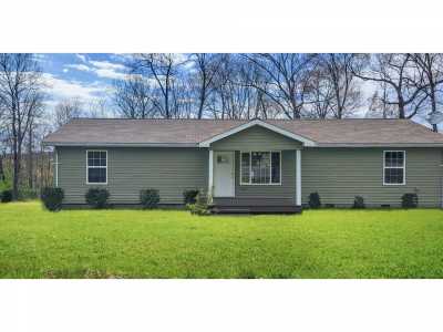 Home For Sale in Whitwell, Tennessee