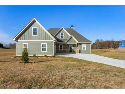 Home For Sale in Jasper, Tennessee