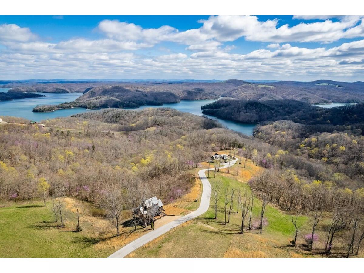 Picture of Residential Land For Sale in Hilham, Tennessee, United States