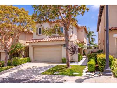 Home For Sale in Camarillo, California