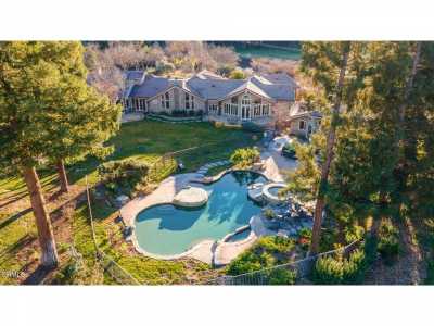 Home For Sale in Ojai, California