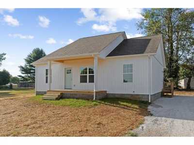 Home For Sale in Sparta, Tennessee