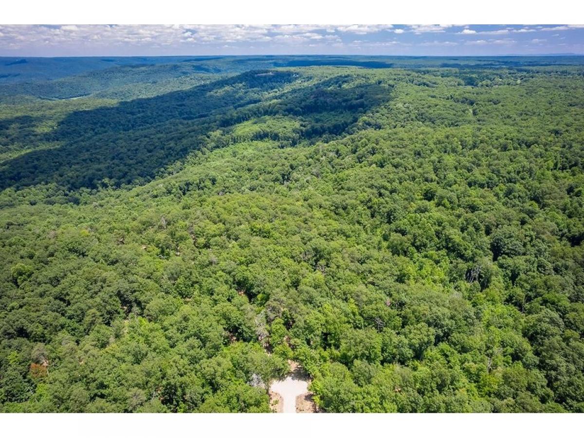 Picture of Residential Land For Sale in Sparta, Tennessee, United States