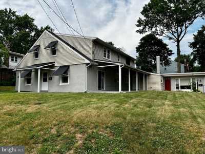 Home For Sale in Souderton, Pennsylvania