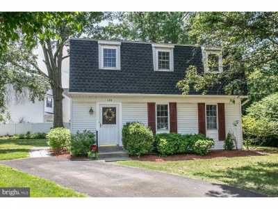 Home For Sale in Lansdale, Pennsylvania