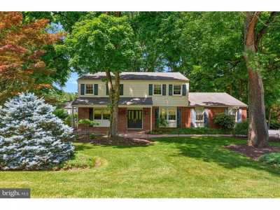 Home For Sale in Lafayette Hill, Pennsylvania