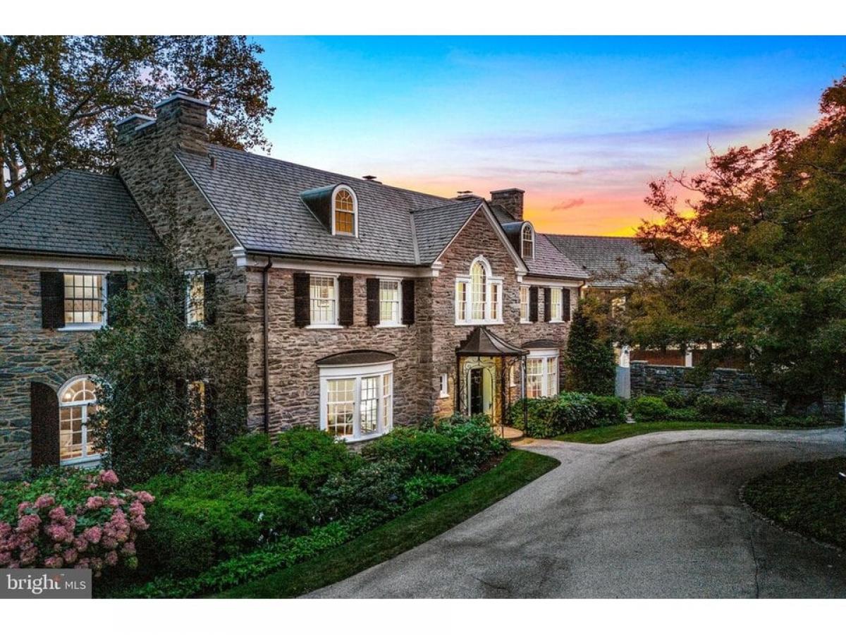 Picture of Home For Sale in Villanova, Pennsylvania, United States