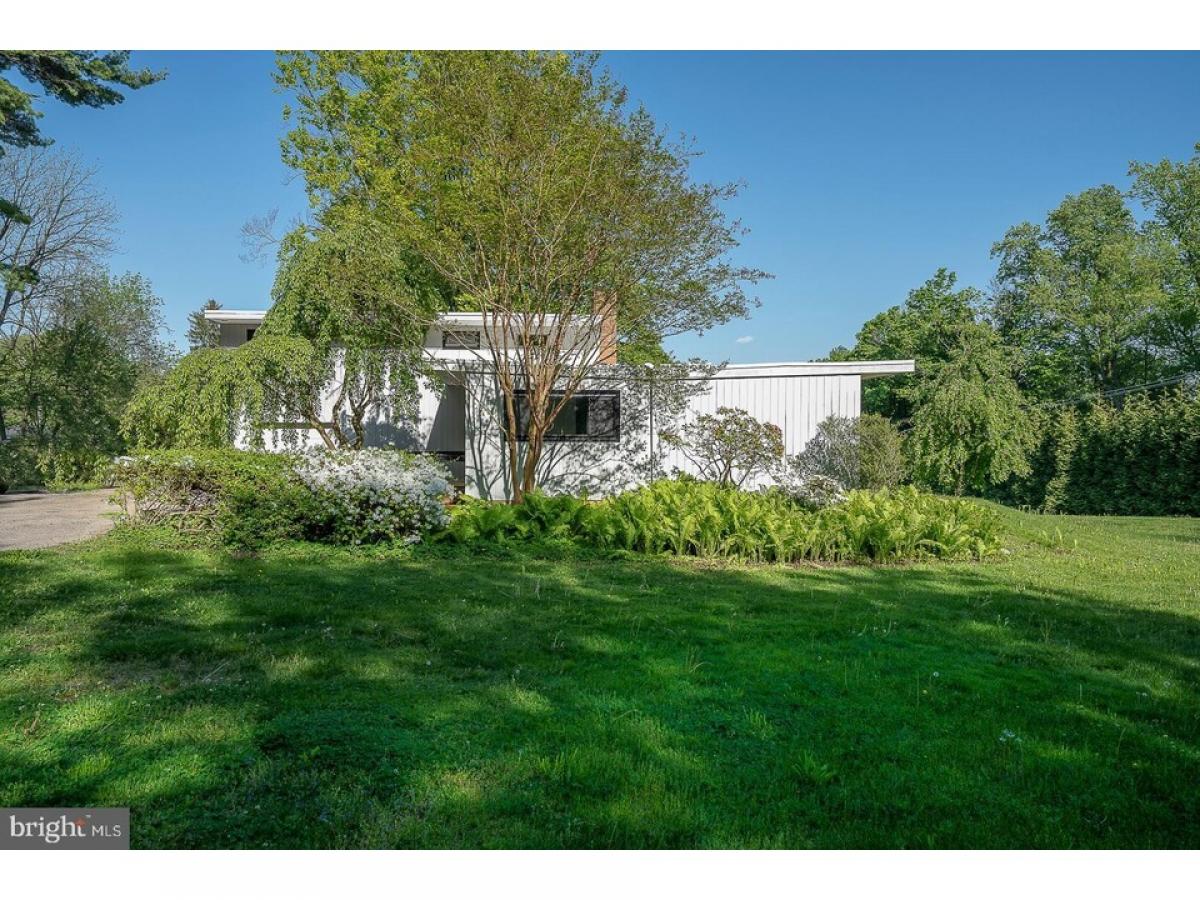 Picture of Home For Sale in Bryn Mawr, Pennsylvania, United States