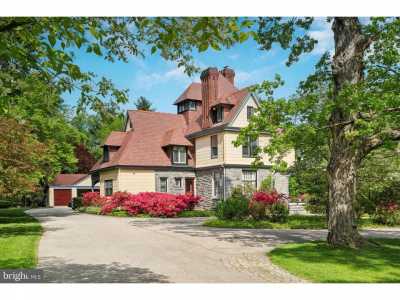 Home For Sale in Bryn Mawr, Pennsylvania