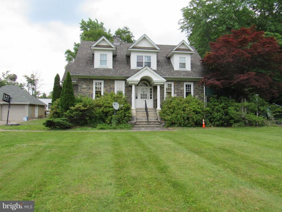 Picture of Home For Sale in Quakertown, Pennsylvania, United States